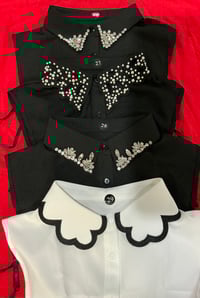 Decorative collars 26-29