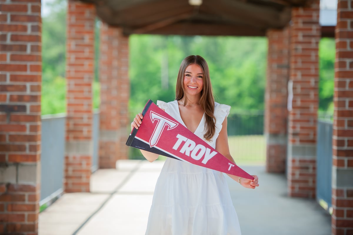 Image of  Cap and Gown Mini Sessions- April 23rd Chiles High School