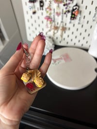 Image 1 of Miniature Food Cheeseburger Keychain