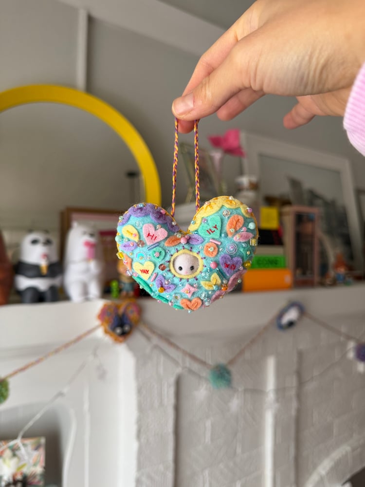 Image of Cool Mint Valentine Heart Critter