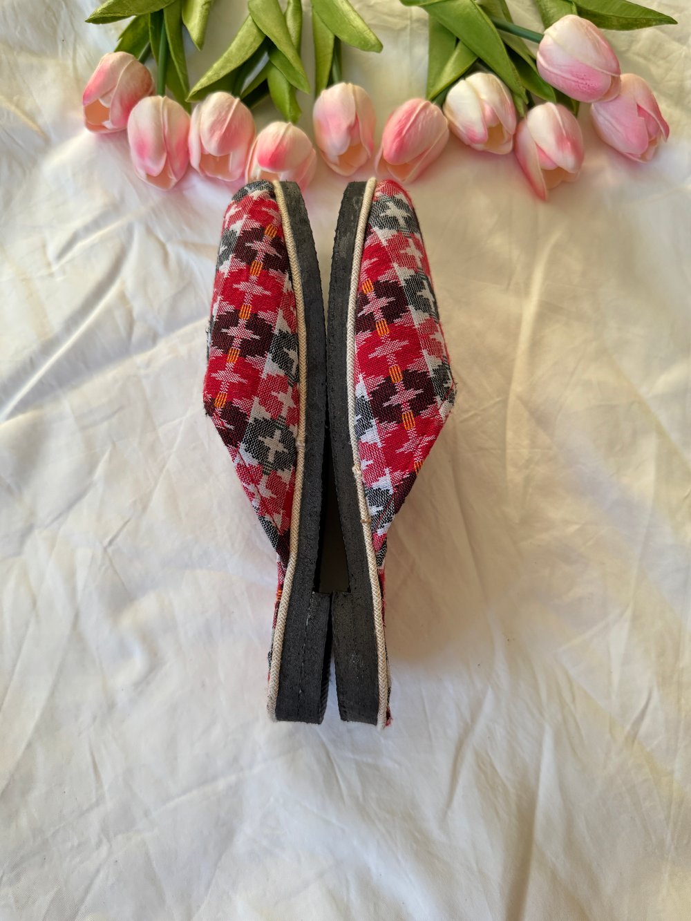 Image of Classic dhaka pattern slippers 