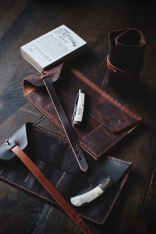 Image of Old Dutch Pocket Knife Roll (Cognac/Dark Havanna)