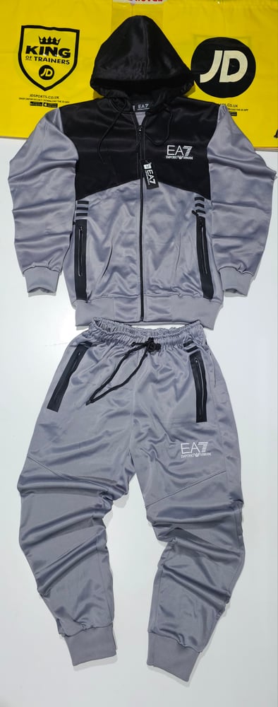 Image of Mens Ee7 Tracksuit 