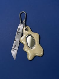 Image 2 of Mirror keychain #09