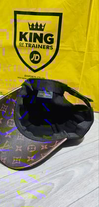 Image 2 of CAP (1:1)