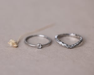 Image of Platinum 3mm rose-cut diamond ring (LON243)