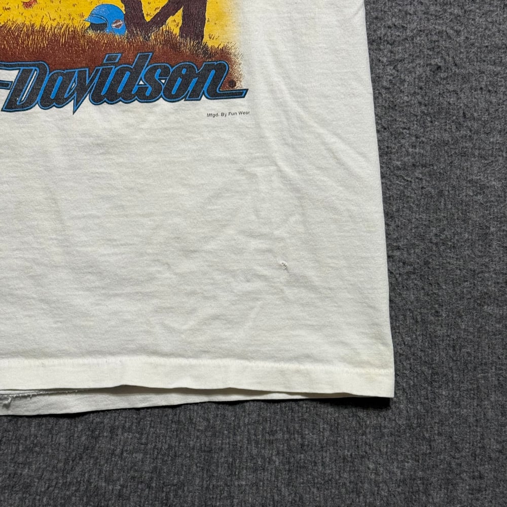 Image of 1990s Harley Davidson Looney Tunes "Lazy Days" Graphic Tee 
