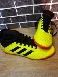 Image 2 of Adidas Predator Tango 18.3 - Indoor - UK 4
