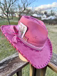 Image 7 of “Rosé at Sundown” Cowboy Hat with Tooled Paisley Leather