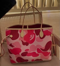 Image 1 of pink dream camo never full tote bag 
