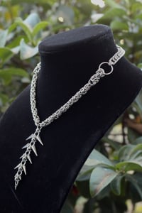 Image 3 of The Spineless Chain