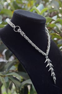 Image 4 of The Spineless Chain