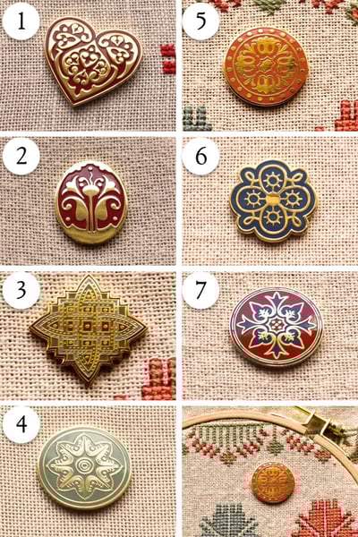 Image of Enamel Needle Minders