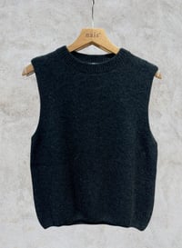 Image 1 of Anthracite sleeveless knit vest – by Nais