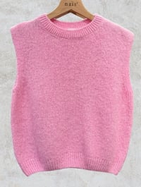 Image 2 of Rose sleeveless knit vest – by Nais