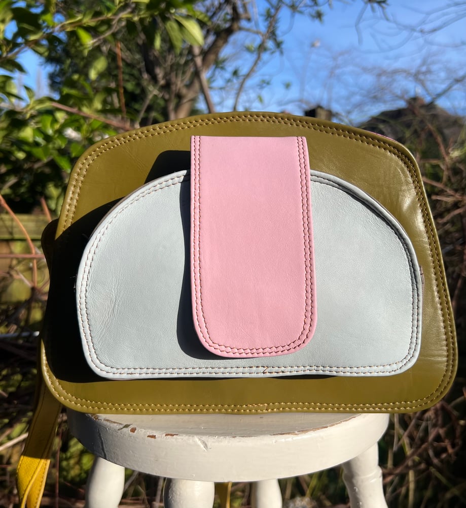 Image of Multi-Coloured Half Moon #8B