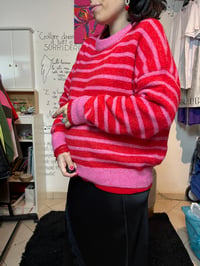 Image 2 of Maglione righe rosse e rosa