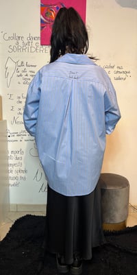 Image 2 of Camicia oversize DON’T LOOK BACK