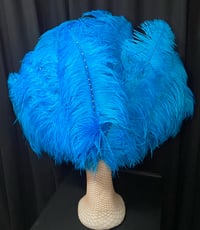 Image 3 of Aqua Blue Extra Large Feather Clip