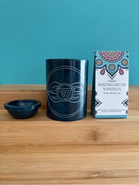 Soapstone Oil Diffuser with Madagascar Vanilla Aroma Oil