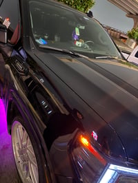 Small “B” decals