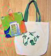 Image 2 of Dinosaur Beach Bag and Towel Set Green Handle