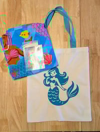 Image 2 of Mermaid Beach Bag and Towel Set