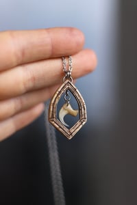 Image 4 of Finestra Gotica -artiglio di gatto-