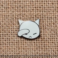 Anxiety Cat - Cat Face Palm Enamel Pin
