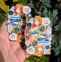 Queen of Diamonds Pin (Raw Sandblast Card)