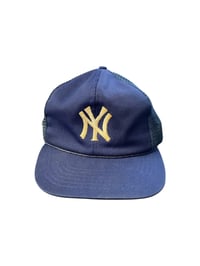 Image 1 of Captain Style Yankees Mesh