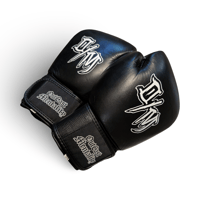 Image 4 of LIMITED EDITION O/M 12oz Boxing gloves