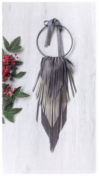 Image 8 of CROW MEDIUM Necklace - Grigi Infiniti