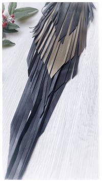 Image 4 of Collana in pelle artigianale CROW KING - Notte Immensa