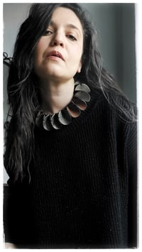 Image 8 of Collana scutlura, artigianale, in pelle, modello "ELITRE COLLIER" - Piombo e Tabacco - 20% off