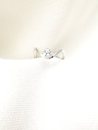 Image 1 of Bague ONDINE Trillion Argent