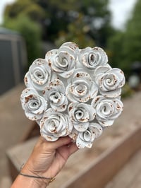 Image 1 of Bed of Roses - Glossy white + Gold dust