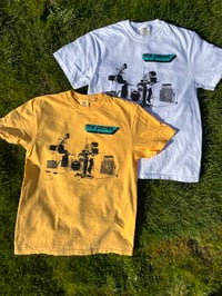 Image 4 of the Pillows tee