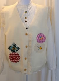 Image 1 of Cotton Knit Vest with Hand-Applied Motifs – Creme (One Size)