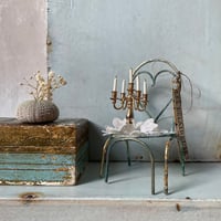 Image 1 of Les éclaireuses 