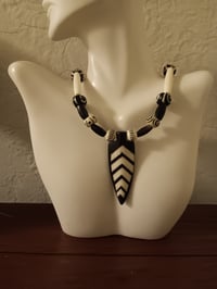Image 8 of BLACK & WHITE BUFFALO BONE PIPE AND ROUND BEADS AND WATER BUFFALO BONE ARROWHEAD W/INLAY