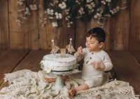 Image 3 of Cake Stand different Colors