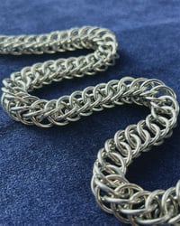 Image 4 of Wallet Chain: Half Persian