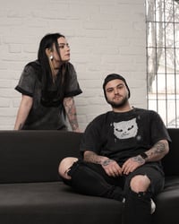 Image 2 of Strange Smile - Kézzel nyomott póló / Handprinted - acid washed