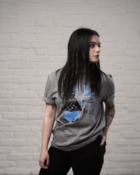 Image 3 of "Punk's not dead!" póló - süni - szürke