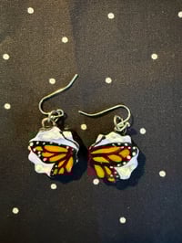 Monarch butterfly earrings 
