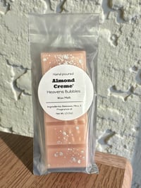 Almond crème wax melt 