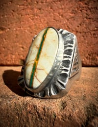 Image 3 of WL&A Handmade Green Royston Ribbon Turquoise Heavy Signet Arrowhead Ring - Size 10