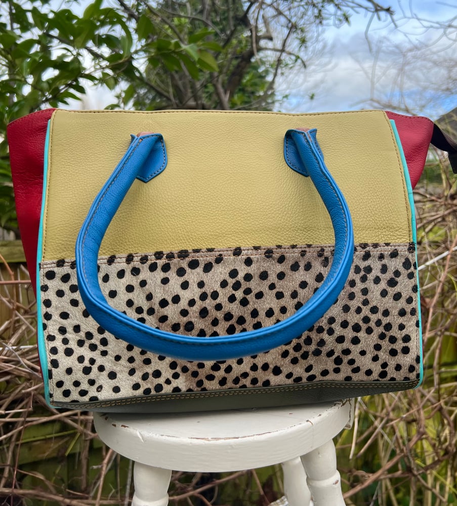 Image of Medium Leather/Fur Tote #MT1