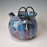 Image 3 of Yarn Bowl for your Wool: Huckleberry (Purple) with colored rim 01202601